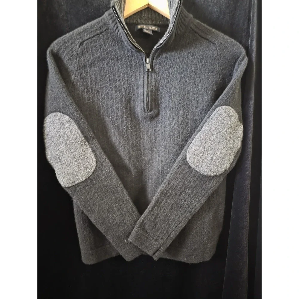 Vintage Banana Republic 1/4 zip Sweater Mens Size M Black Lambs Wool & Cashmere